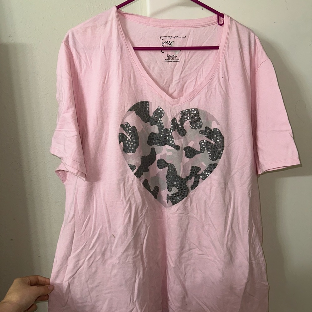 Pink Heart Graphic T-Shirt